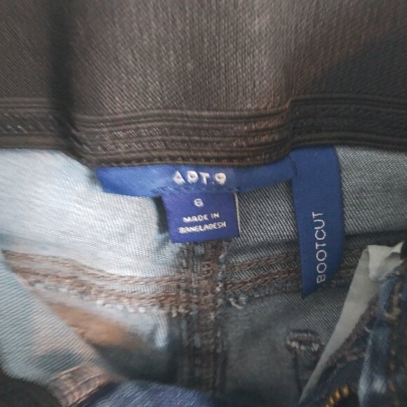 Apt. 9 Women's Bootcut Jeans Double Button Elastic Waistband Size 6 - Picture 7 of 10